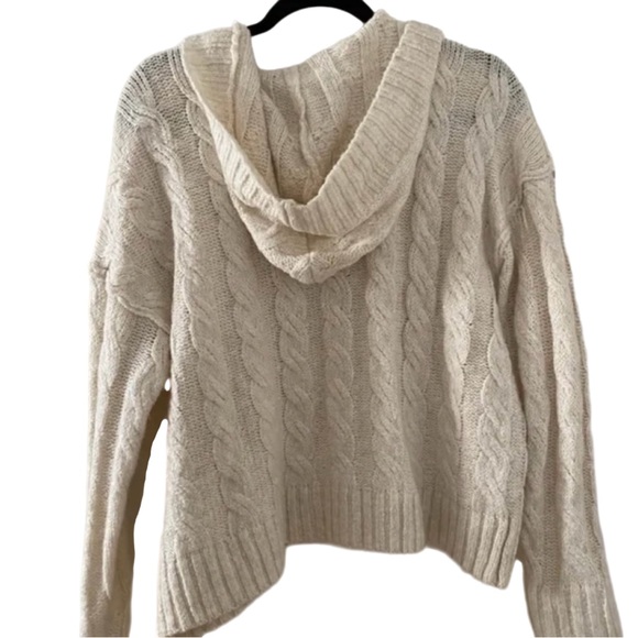 American Eagle Soft And Cozy Sweater - Picture 4 of 4